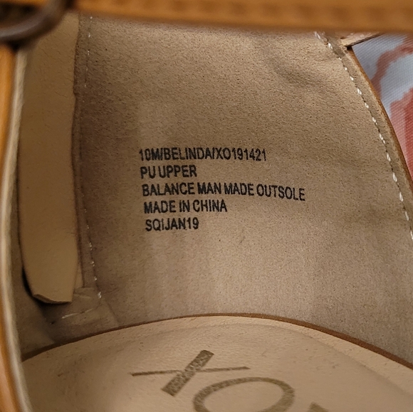 XOXO Belinda Stiletto Zip-Up Sandals/Heels - Tan, Size 10 - Picture 4 of 5